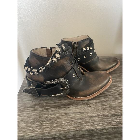 Freebird Steven SALOON Brown Distressed leather Ankle boots Studded Size 7 - Picture 3 of 9